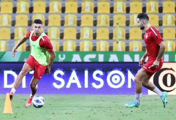  من معسكر لبنان 