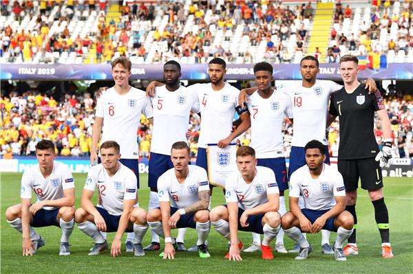 منتخب إنجلترا تحت 21 عامًا