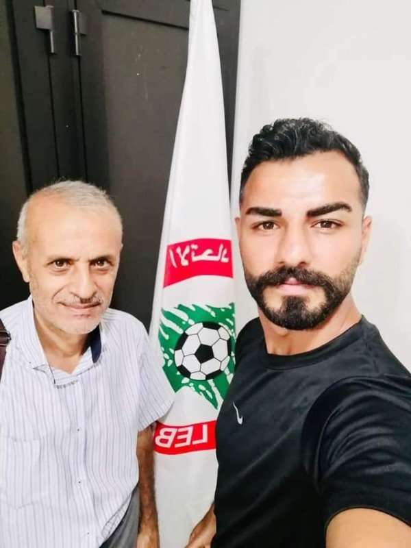 أيمن أبو صهيون