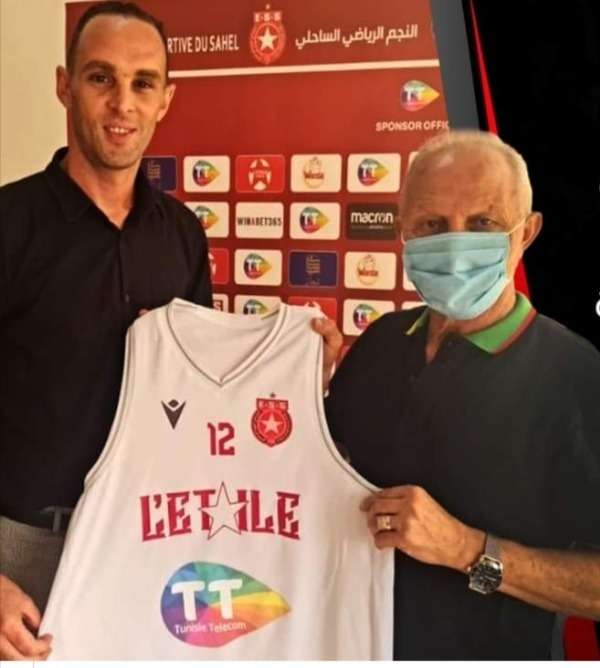 مهدي بن محمود مع رئيس النجم رضا شرف الدين 