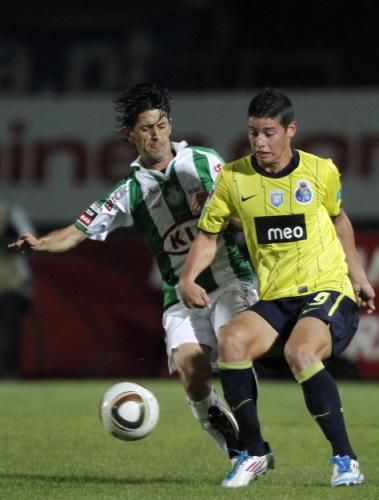 2011-05-012011-05-01t205123z_01_jmr31_rtridsp_3_soccer-europe-portugal_reuters