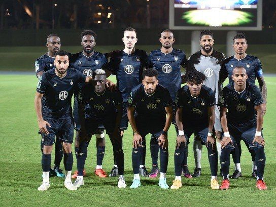 لاعبو أهلي جدة 