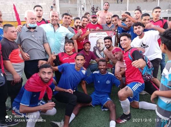  فرحة لاعبي الأهلي