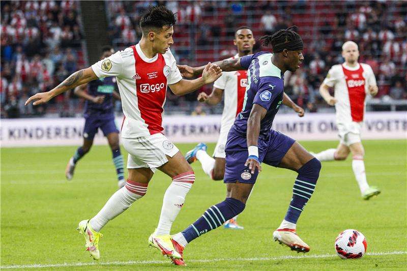  ليساندرو مارتينيز