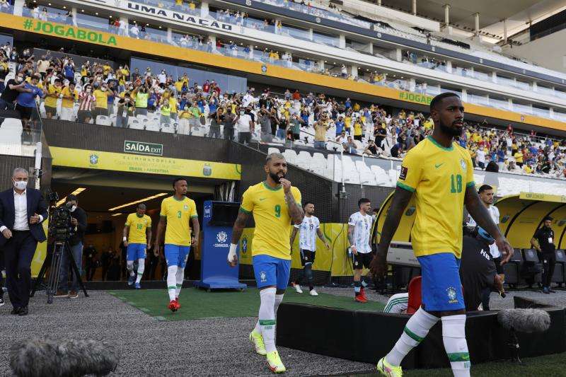 لاعبو منتخب البرازيل