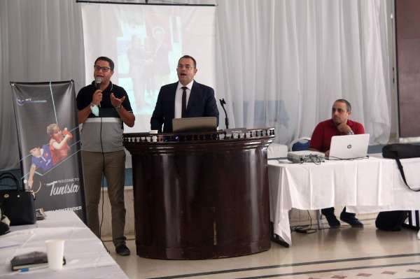 من المؤتمر الصحفي 