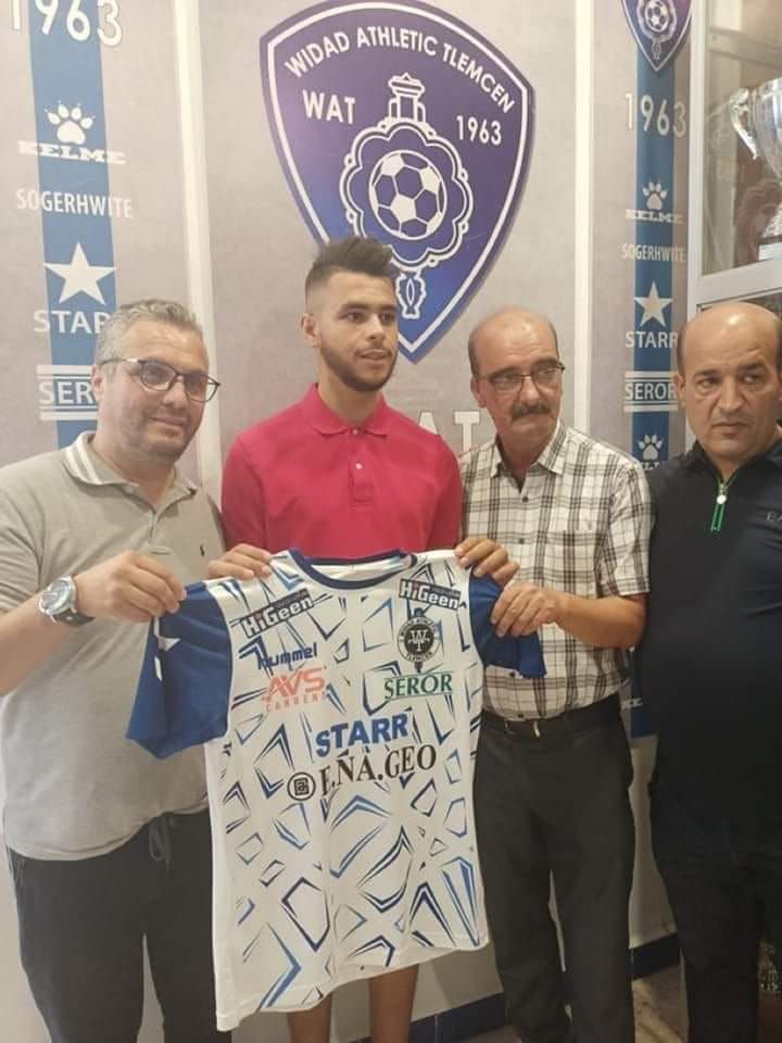 من تقديم بن طوشة