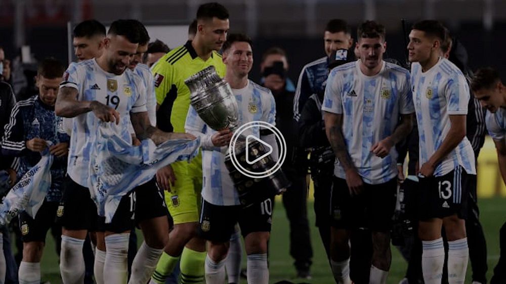 من احتفال ميسي