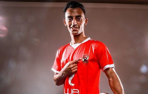 عبد القادر بقميص الأهلي 
