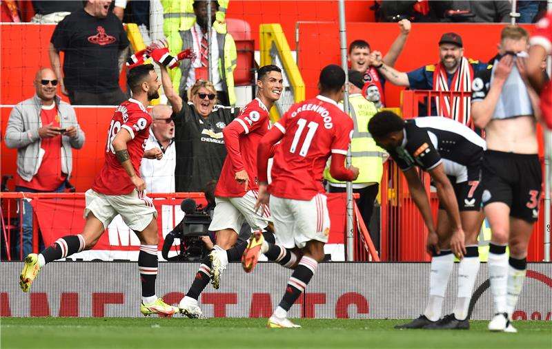 مانشستر يونايتد ونيوكاسل