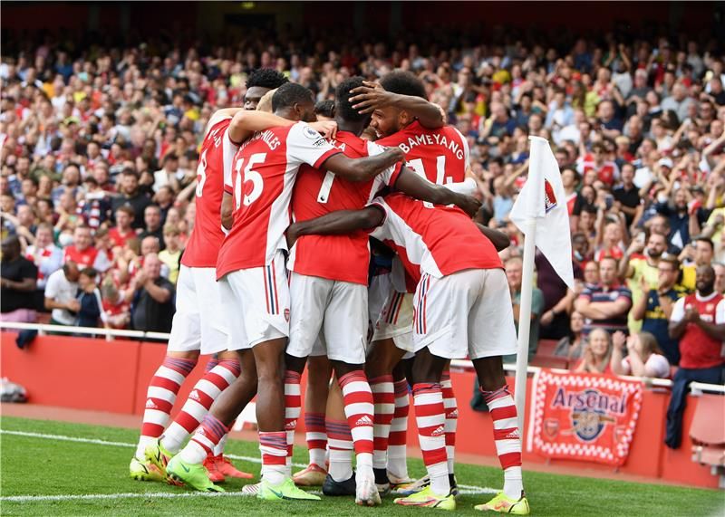 لاعبو آرسنال 