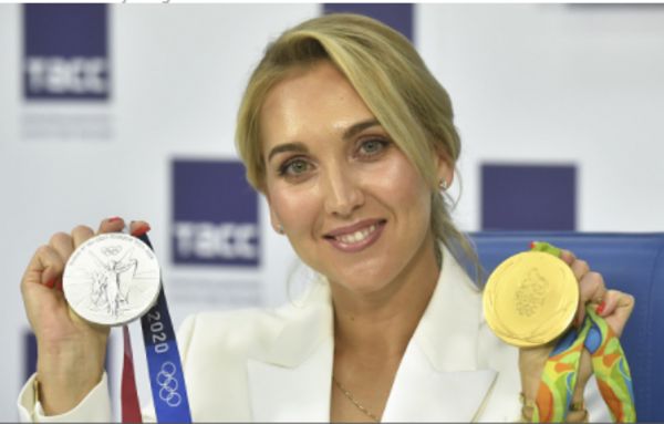 إيلينا فيسنينا