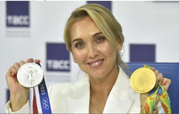 إيلينا فيسنينا