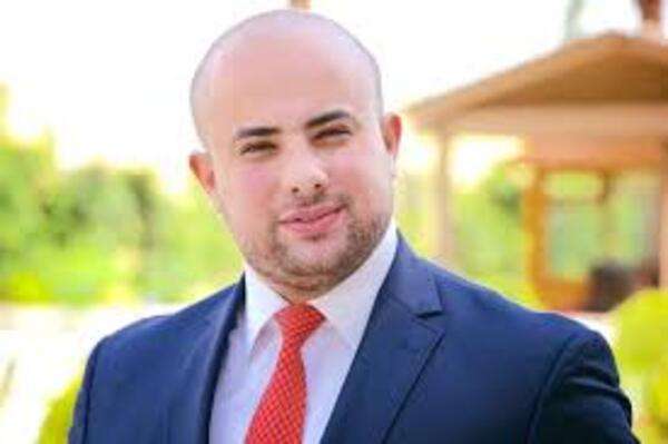 حسين العنكوشي