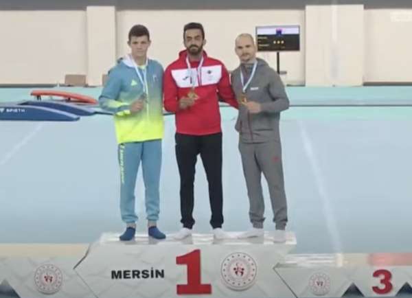 من تتويج أبو السعود