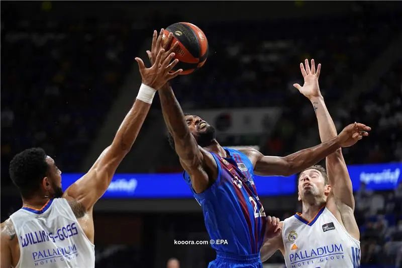 ?i=epa%2fbasketball%2f2021-09%2f2021-09-12-09464060_epa