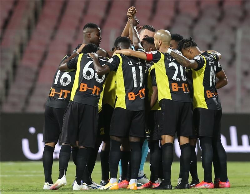 لاعبو الاتحاد