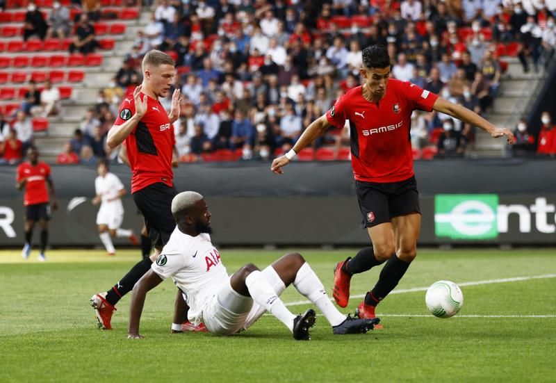 2021-09-16t174321z_1604851041_up1eh9g1d887k_rtrmadp_3_soccer-europaconf-ren-tot-report_reuters