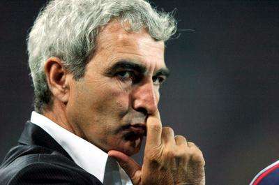 دومنيك مدرب المنتخب الفرنسى