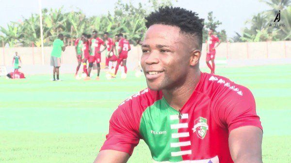 دياويسي تايلور 