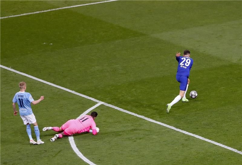 آخر مواجهة بين الفريقين