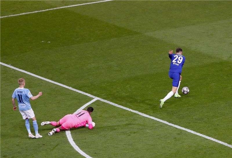 آخر مواجهة بين الفريقين