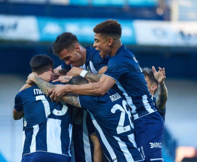 فرحة لاعبي تاييريس