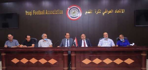 من الاجتماع