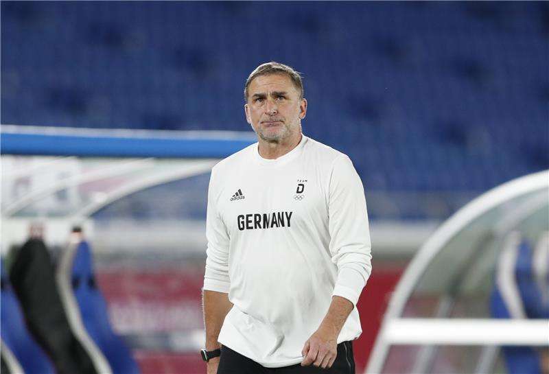 شتيفان كونتس 