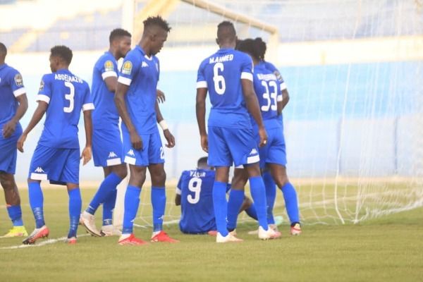 لاعبو الهلال 