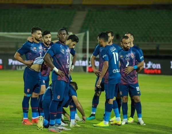 لاعبو الأهلي 