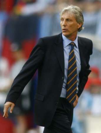 خوسيه بيكرمان في مباراة الامس مع ساحل العاج