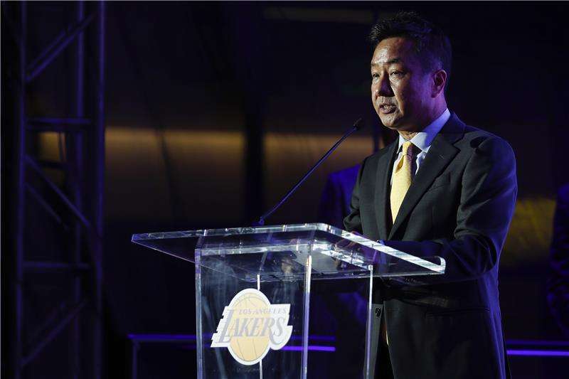 المدير التنفيذي للشركة الراعية