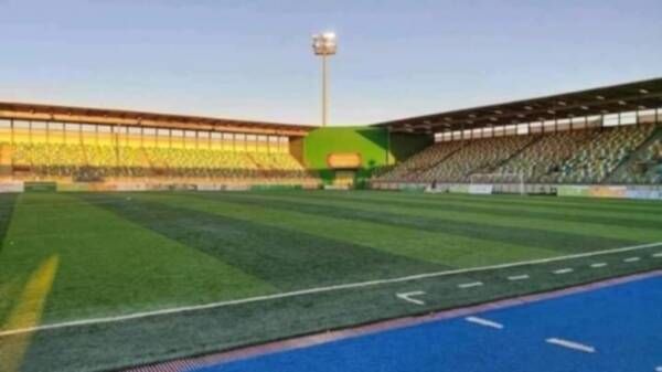 ملعب شهداء بنينا