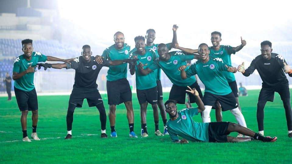 لاعبو الهلال