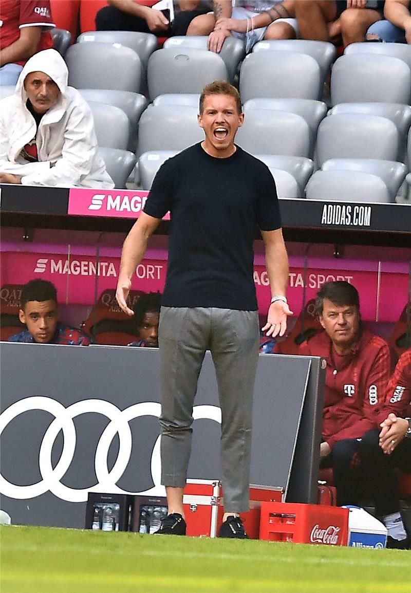 جوليان ناجلسمان