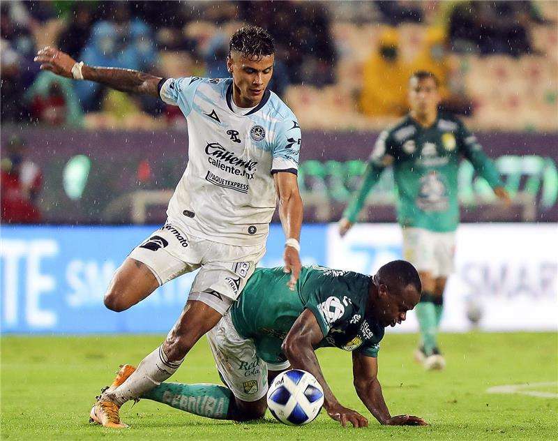 من الدوري المكسيكي 