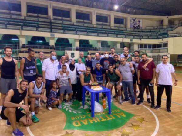 من الاحتفال