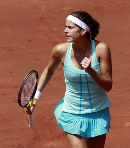 2011-05-062011-05-06t120536z_01_aco12_rtridsp_3_tennis-women-madrid_reuters
