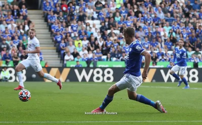 ?i=reuters%2f2021-09-25%2f2021-09-25t154643z_1817705667_up1eh9p17ttuj_rtrmadp_3_soccer-england-lei-bur-report_reuters