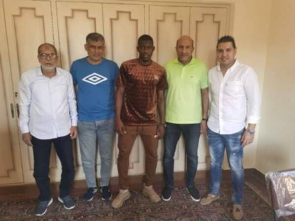 من تقديم اللاعب