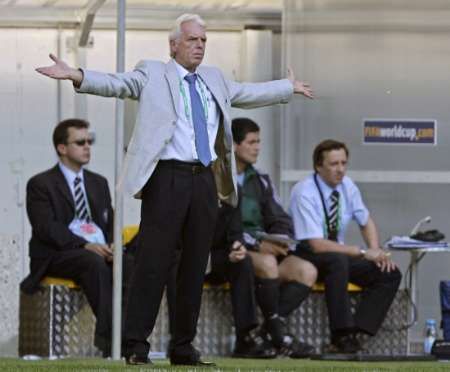 2006-06-10t175357z_01_wcvp26_rtridsp_2_sport-soccer-world