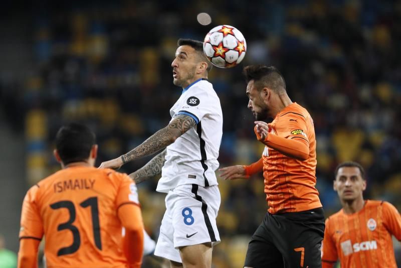 إنتر وشاختار