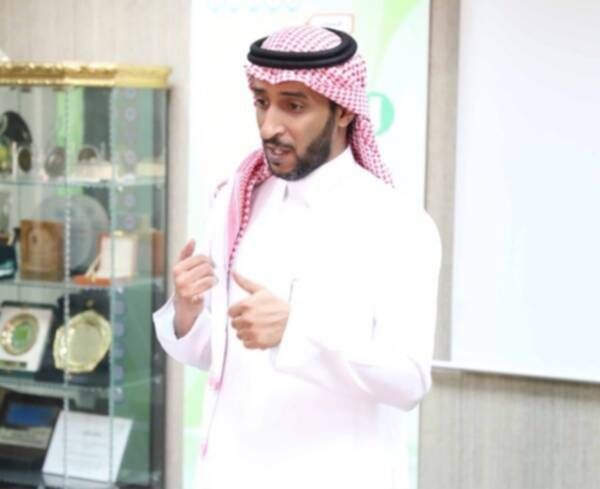 عبدالعزيز المسعد 