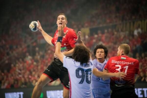 علي زين من اللقاء