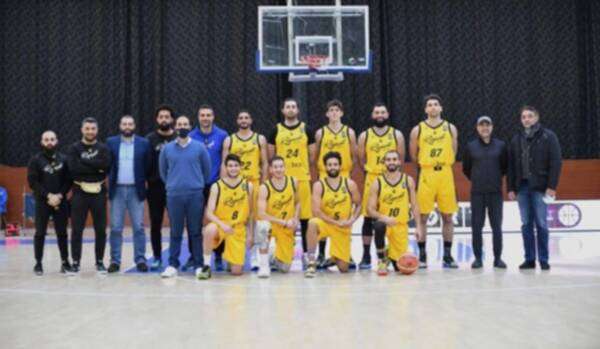 لاعبو الرياضي بيروت