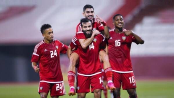 لاعبو منتخب الإمارات الأولمبي 