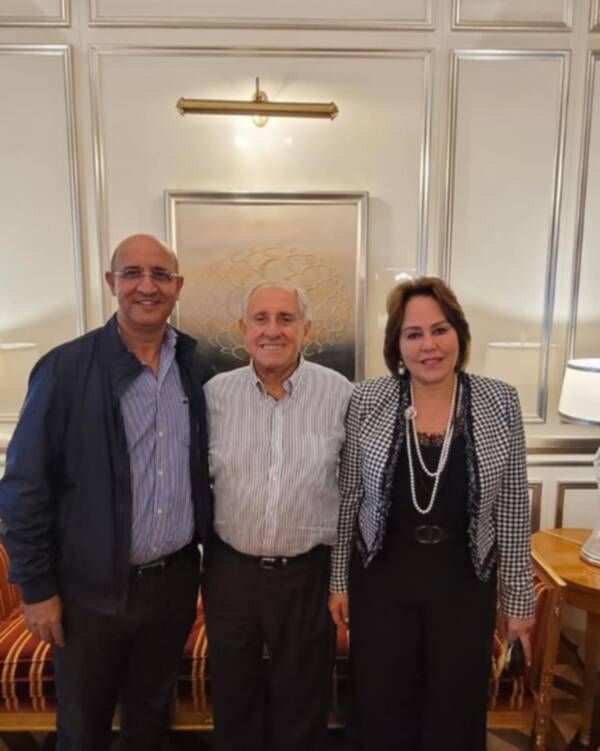 الفالح مع رئيس الاتحاد الدولي ورئيسة الاتحاد الإفريقي للعبة