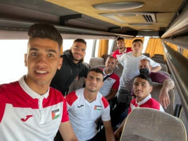 من وصول منتخب فلسطين