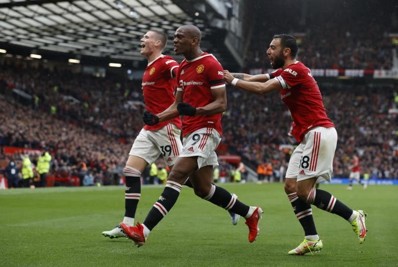 فرحة لاعبي يونايتد بالهدف